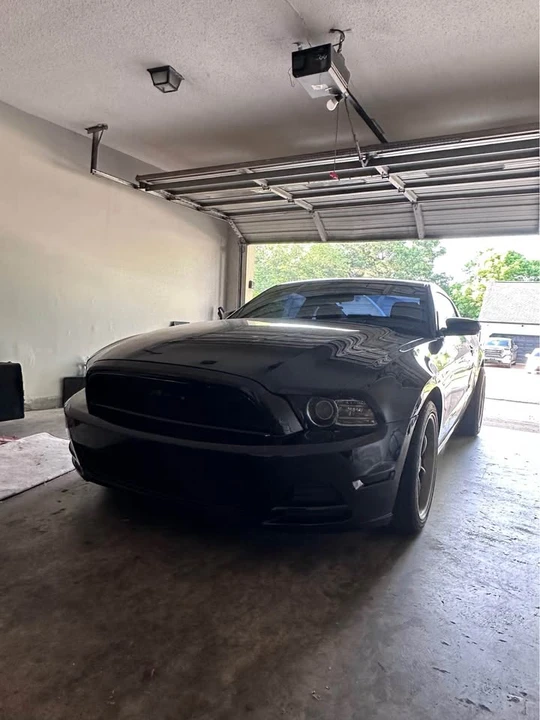 2013 Ford S197 Mustang - Image 2 of 3