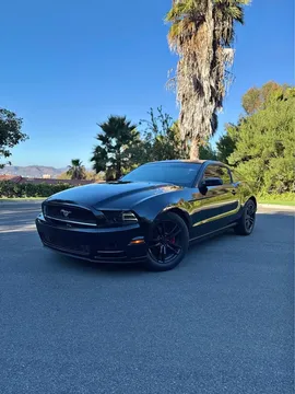 2013 Ford Mustang Coupe 2D