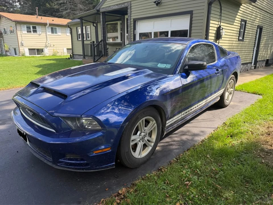 2013 Ford S197 Mustang - Image 3 of 15