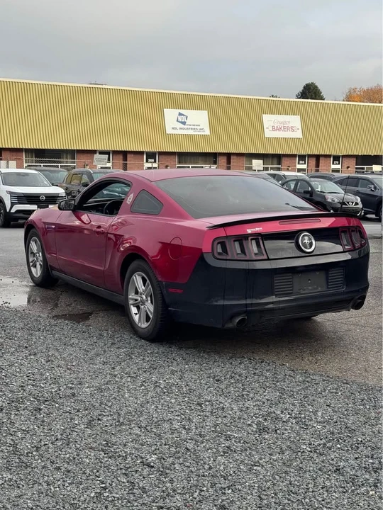 2013 Ford S197 Mustang - Image 2 of 9