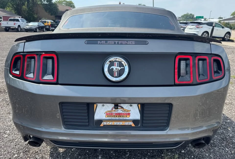 2013 Ford S197 Mustang - Image 6 of 19