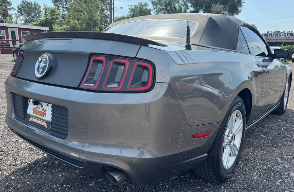 2013 Ford S197 Mustang - Image 5 of 19