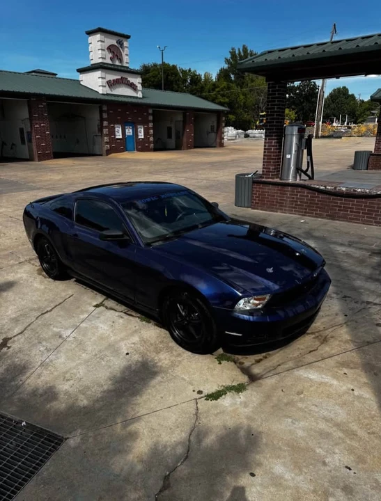 2013 Ford S197 Mustang - Image 2 of 3