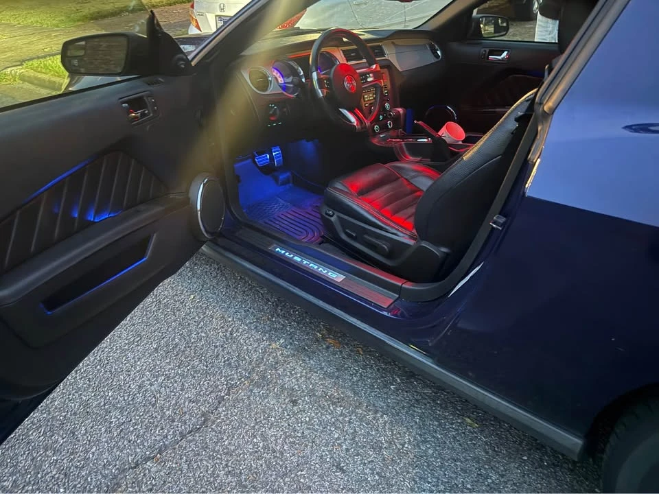 2013 Ford S197 Mustang - Image 2 of 5