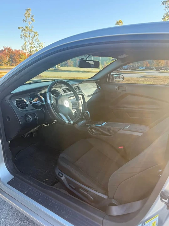 2013 Ford S197 Mustang - Image 12 of 16