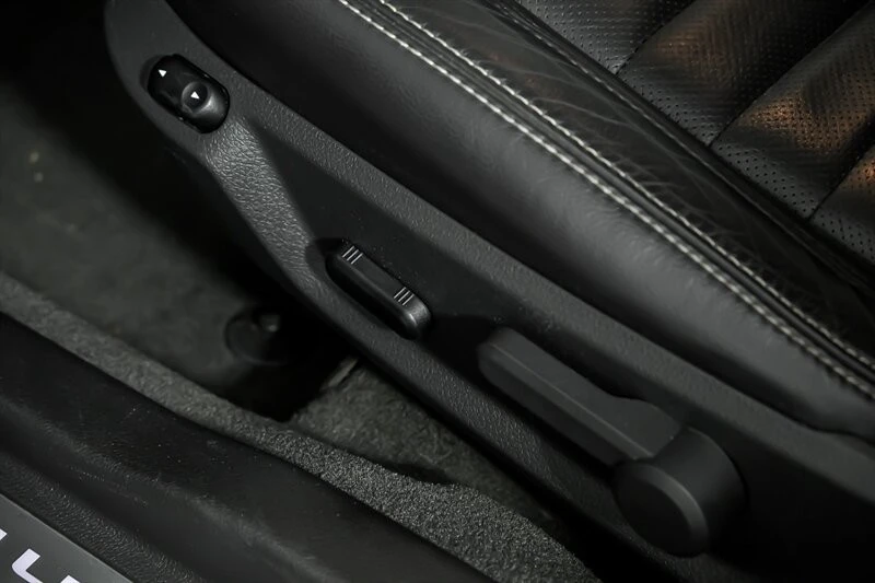 2013 Ford S197 Mustang GT - Image 21 of 28