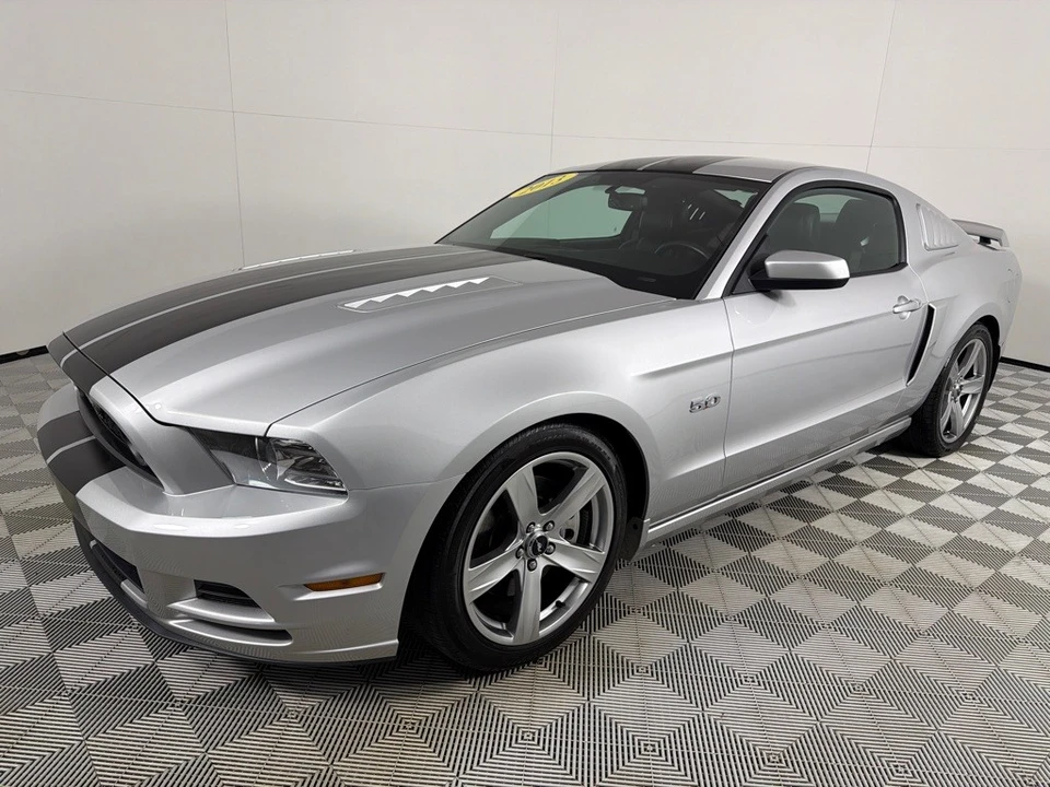 2013 Ford S197 Mustang - Image 10 of 12