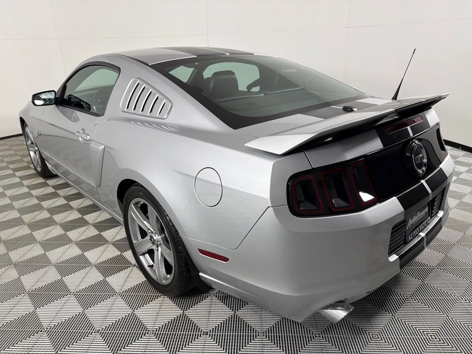 2013 Ford S197 Mustang - Image 8 of 12