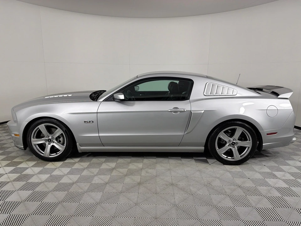 2013 Ford S197 Mustang - Image 9 of 12