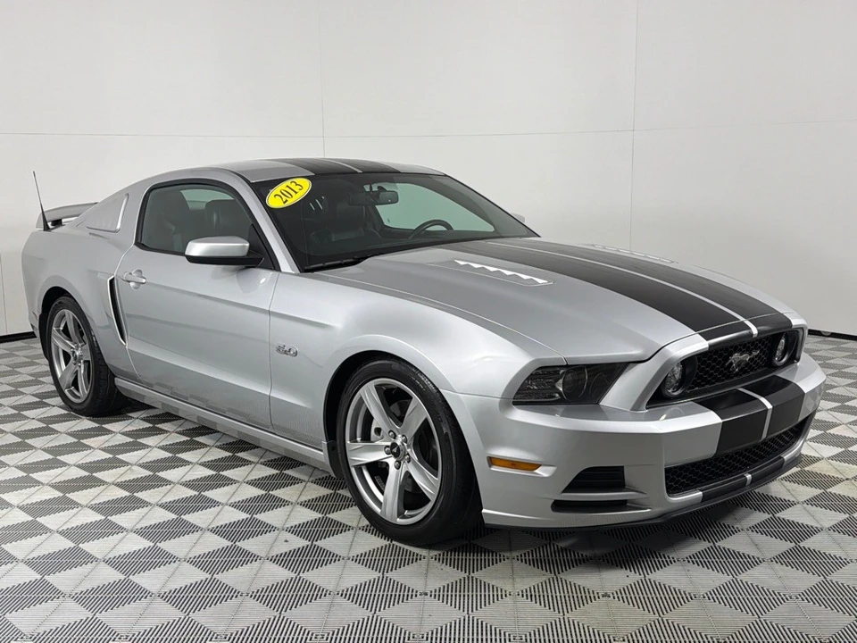 2013 Ford S197 Mustang - Image 3 of 12