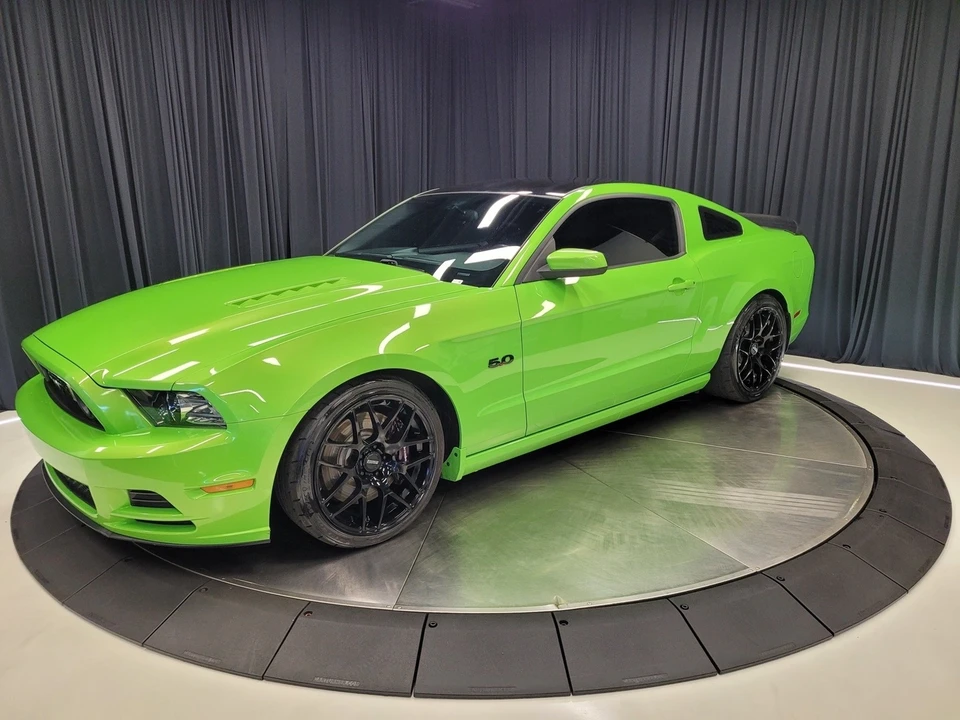 2013 Ford S197 Mustang - Image 8 of 12