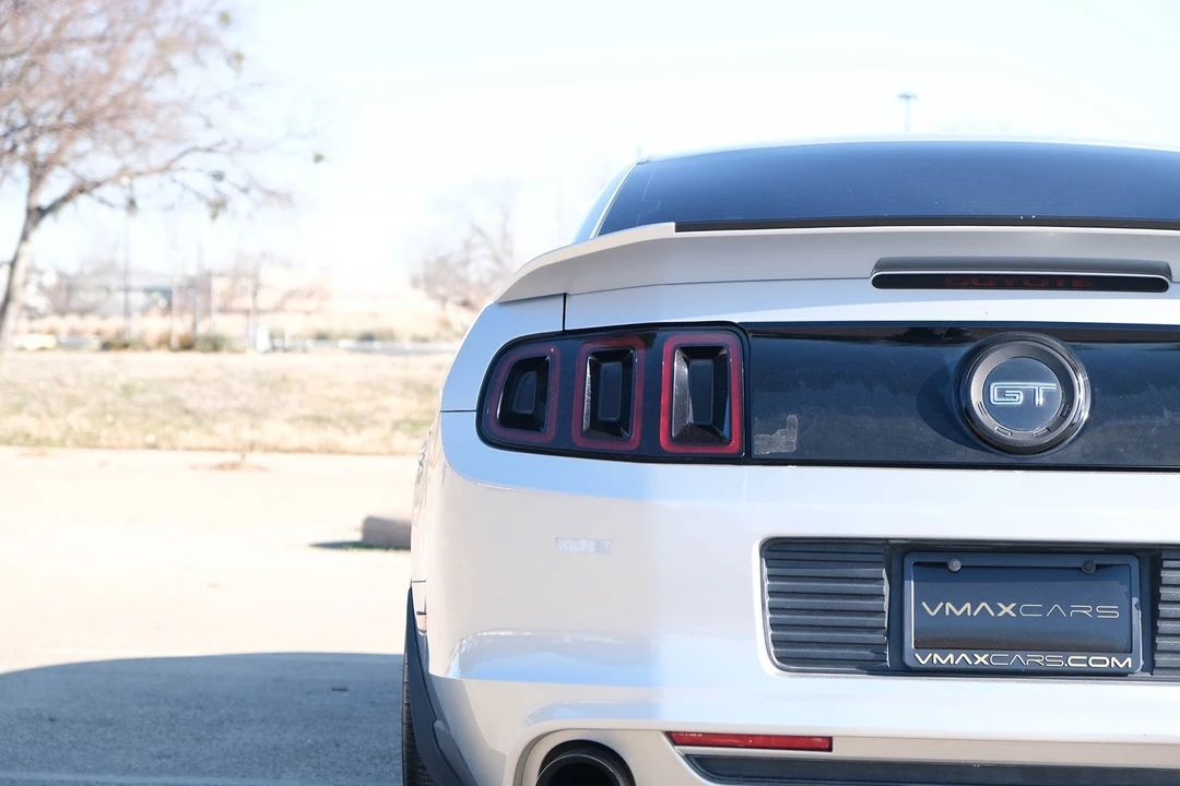 2013 Ford S197 Mustang GT - Image 10 of 30