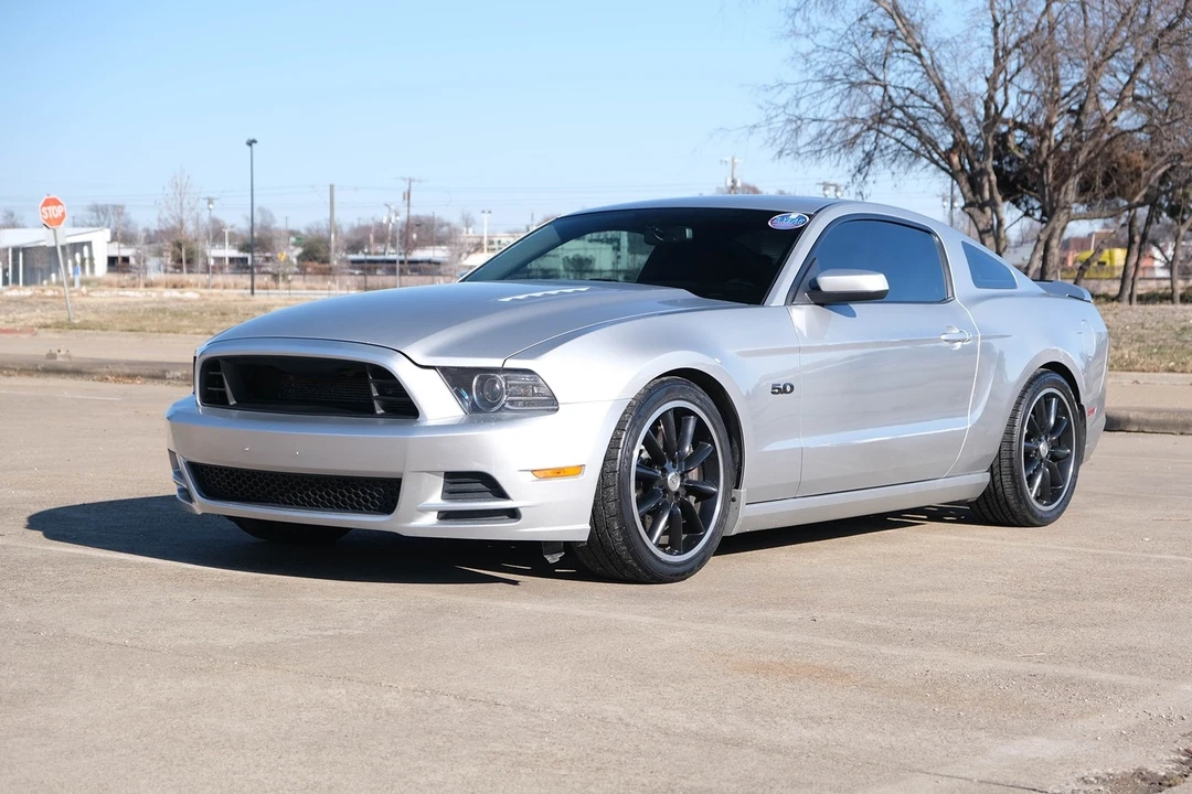 2013 Ford S197 Mustang GT - Image 6 of 30