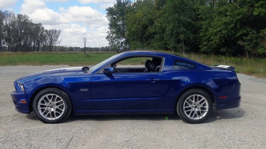 2013 Ford S197 Mustang - Image 2 of 6