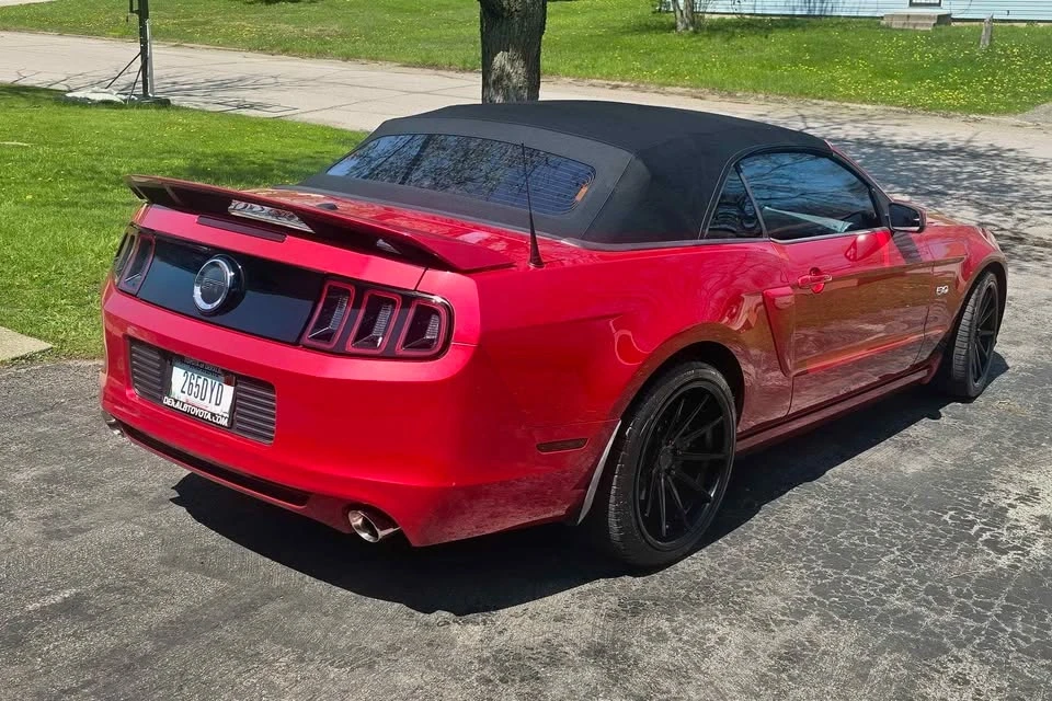 2013 Ford S197 Mustang GT - Image 2 of 2