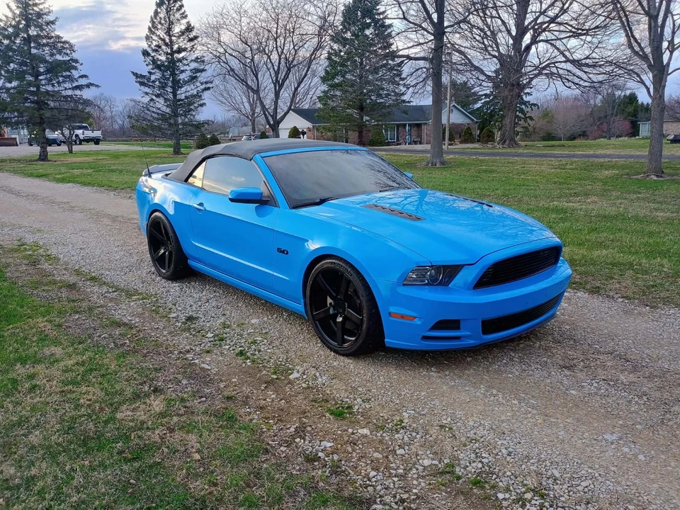2013 Ford S197 Mustang GT - Image 9 of 31