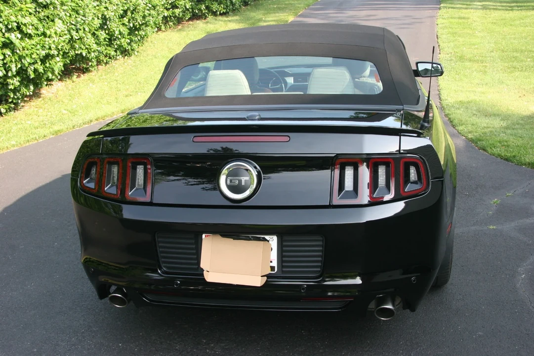 2013 Ford S197 Mustang - Image 9 of 21