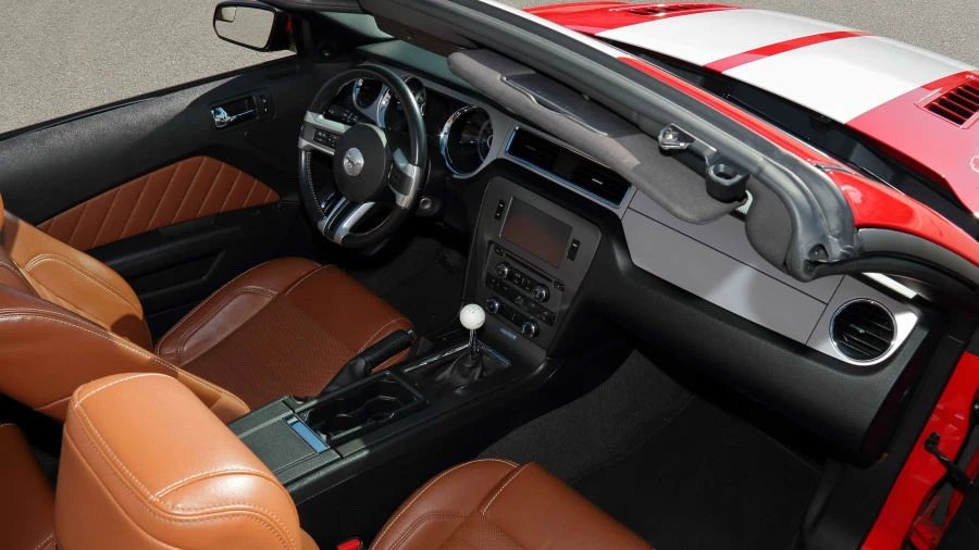 2013 Ford S197 Mustang - Image 15 of 27