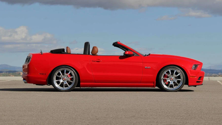 2013 Ford S197 Mustang - Image 4 of 27