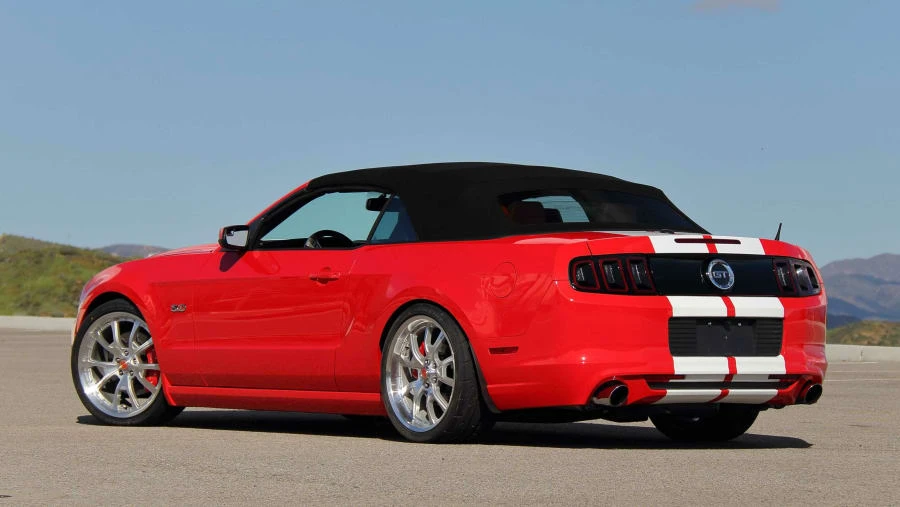 2013 Ford S197 Mustang - Image 8 of 27