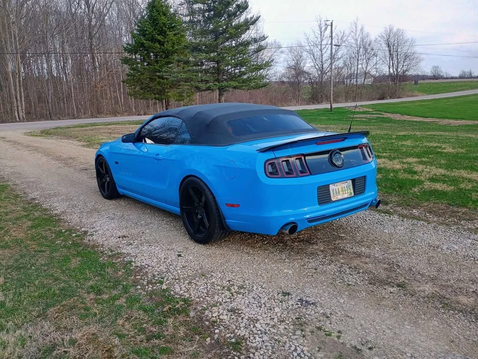 2013 Ford S197 Mustang GT - Image 2 of 15