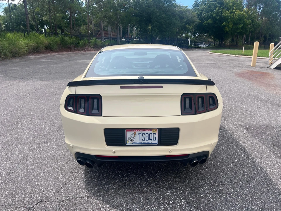 2013 Ford S197 Mustang - Image 10 of 31