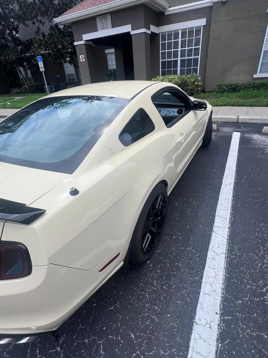 2013 Ford S197 Mustang - Image 24 of 31