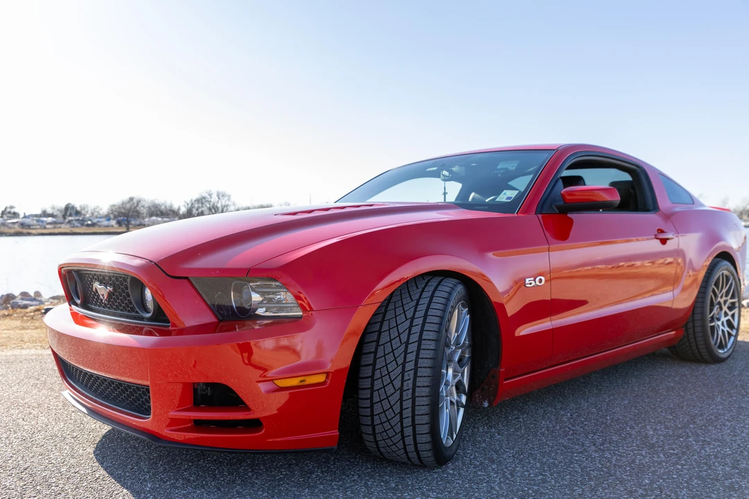 2013 Ford S197 Mustang - Image 9 of 31