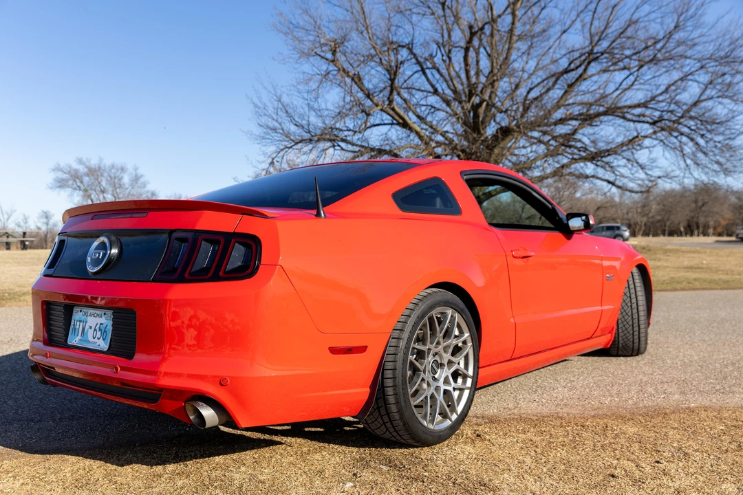 2013 Ford S197 Mustang - Image 13 of 31