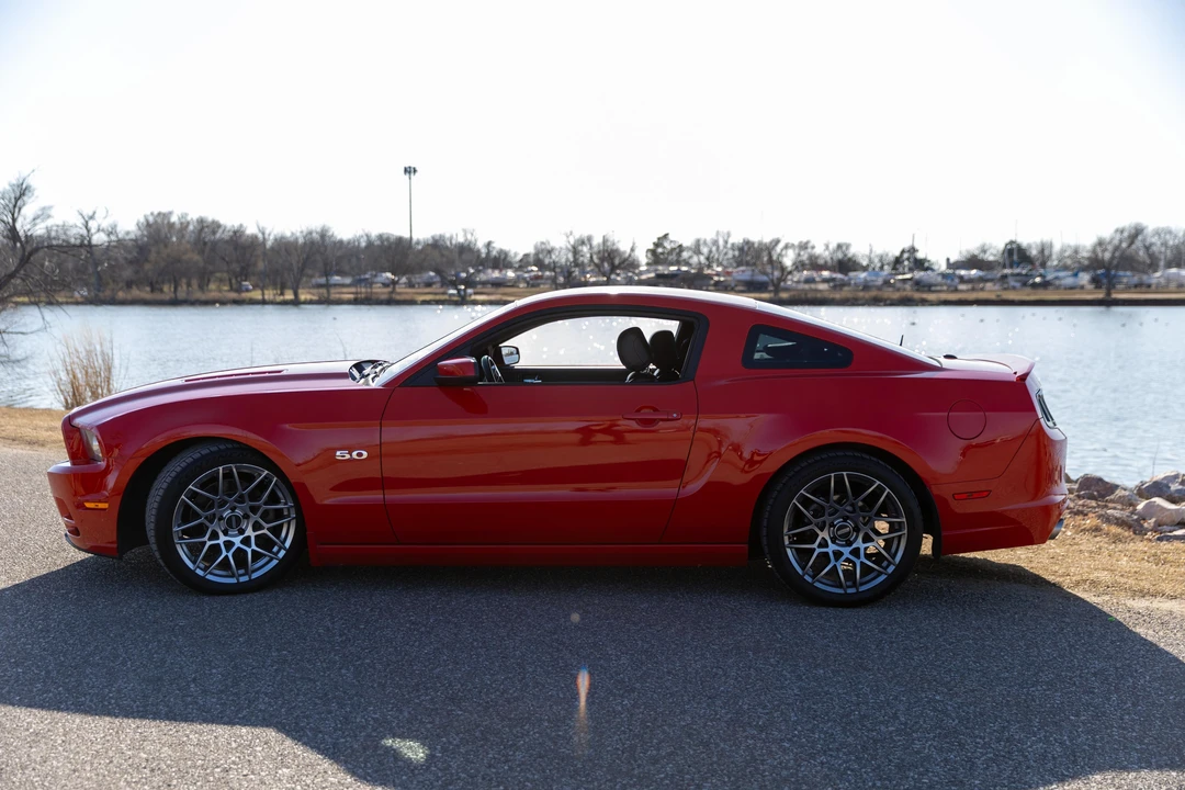 2013 Ford S197 Mustang - Image 12 of 31