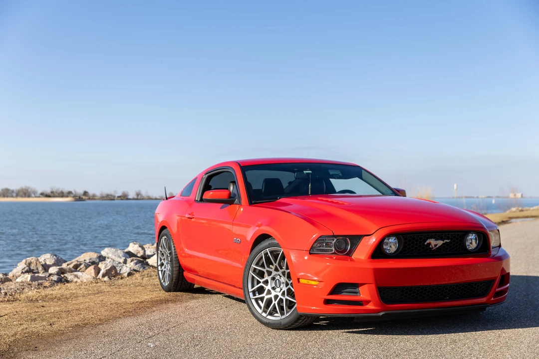 2013 Ford S197 Mustang - Image 15 of 31