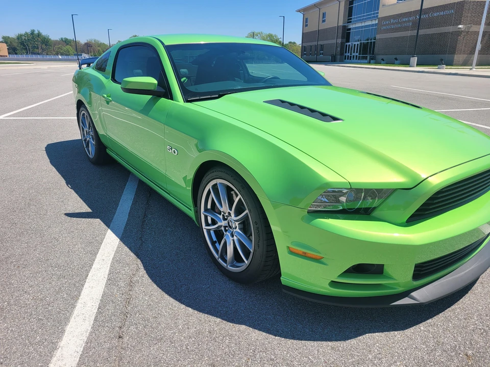 2013 Ford S197 Mustang - Image 11 of 31