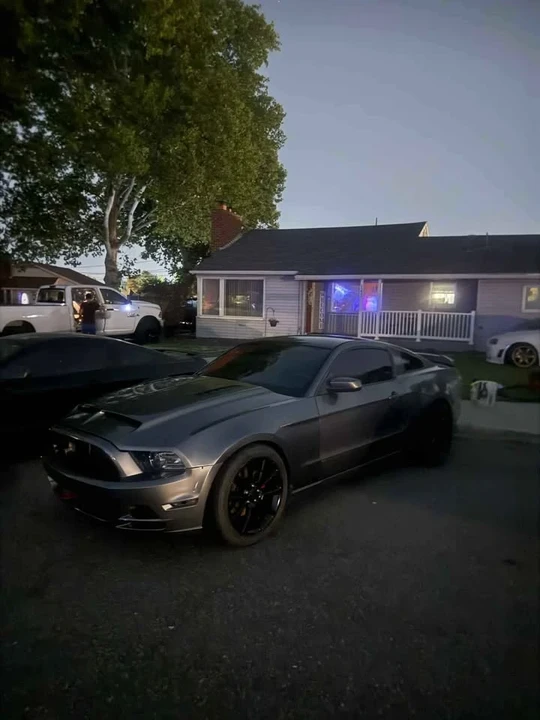 2013 Ford S197 Mustang - Image 2 of 7