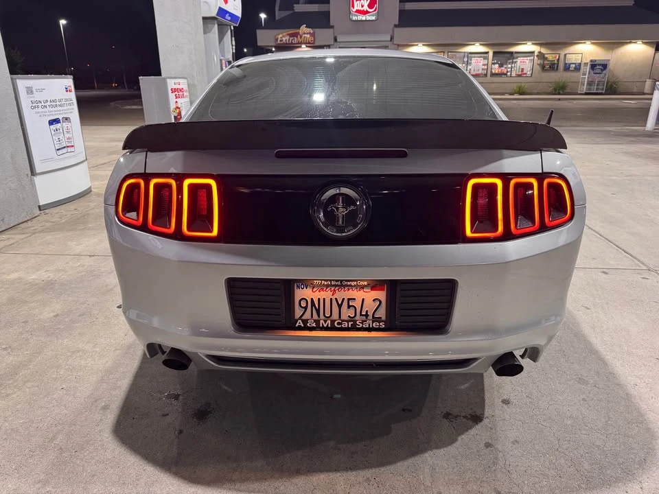 2013 Ford S197 Mustang - Image 2 of 6