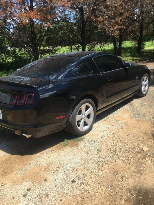2013 Ford S197 Mustang GT - Image 4 of 5