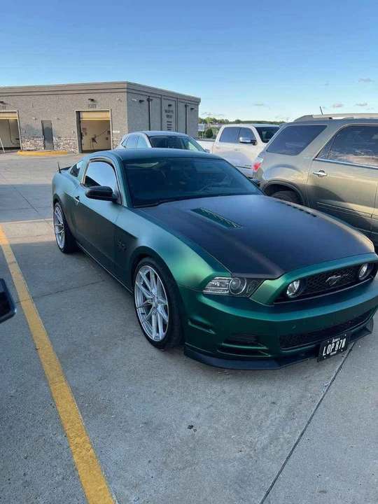 2013 Ford S197 Mustang GT - Image 2 of 8