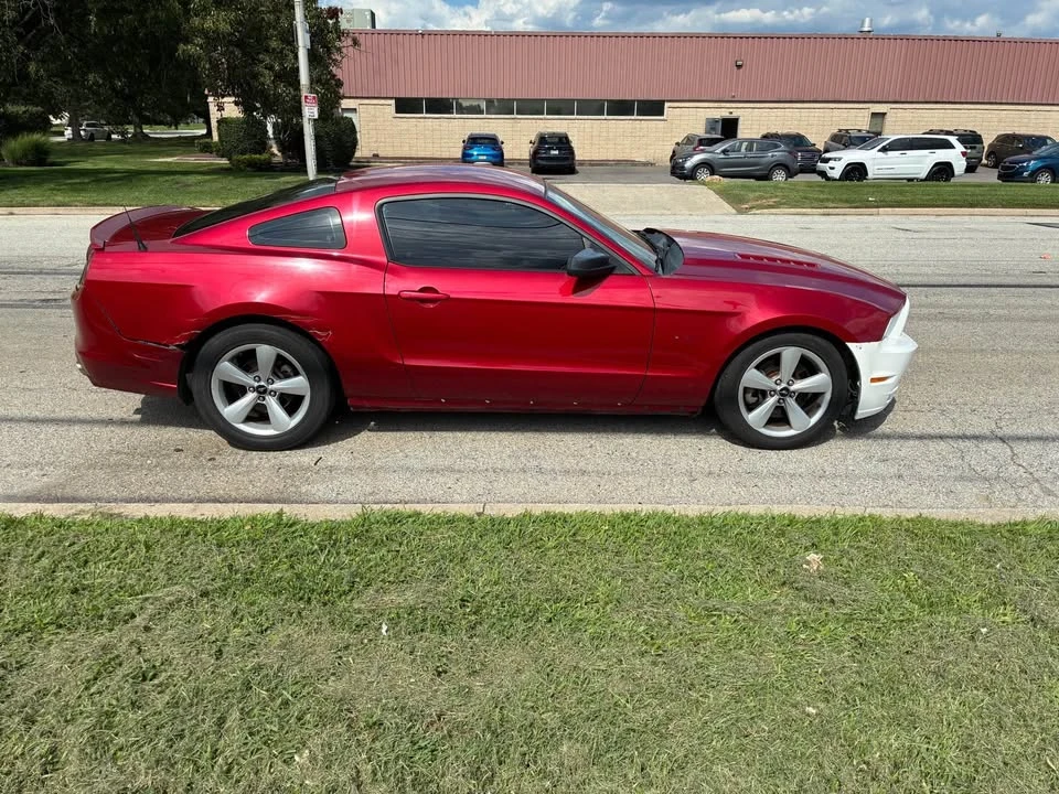 2013 Ford S197 Mustang GT - Image 2 of 14
