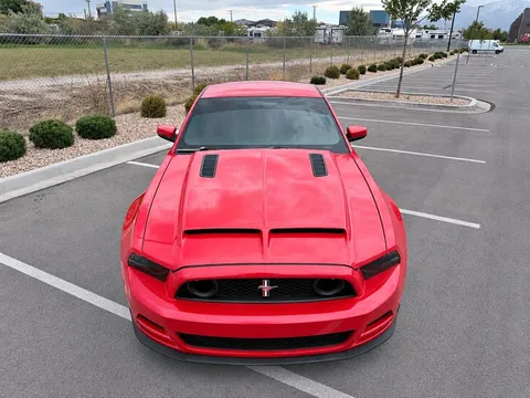 2013 Ford Mustang GT Coupe 2D