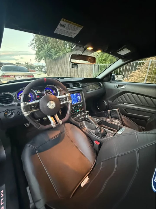 2013 Ford S197 Mustang GT - Image 11 of 14