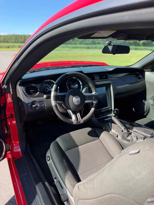 2013 Ford S197 Mustang GT - Image 8 of 10