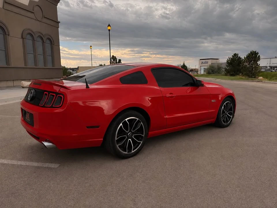 2013 Ford S197 Mustang GT - Image 10 of 17