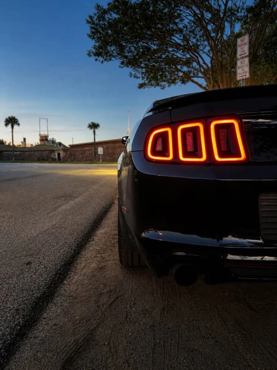 2013 Ford S197 Mustang GT - Image 11 of 17