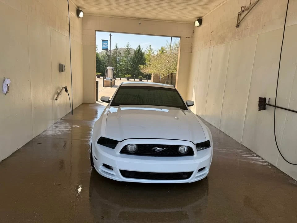 2013 Ford S197 Mustang GT - Image 7 of 10