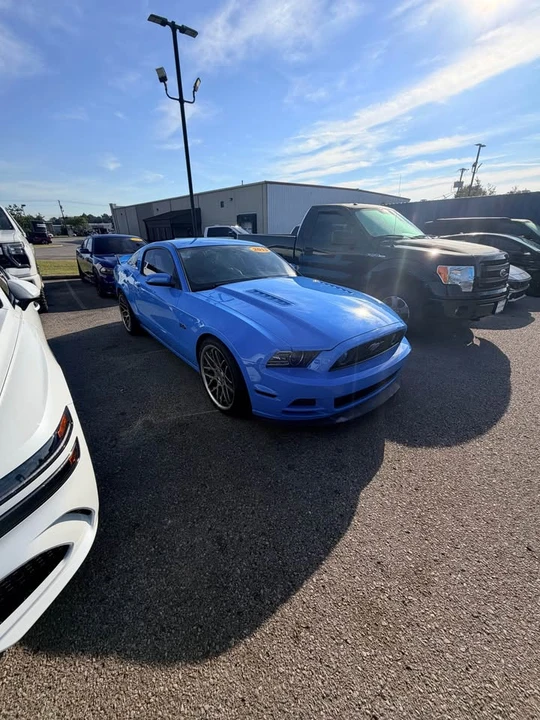 2013 Ford S197 Mustang GT - Image 2 of 12