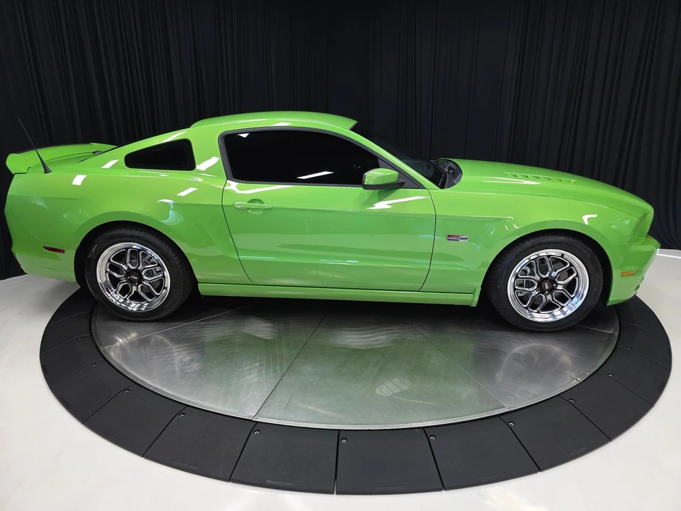 2013 Ford S197 Mustang GT - Image 16 of 31