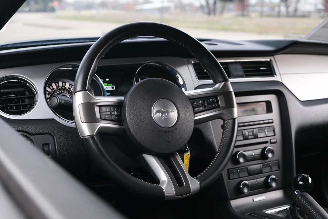 2013 Ford S197 Mustang - Image 17 of 21