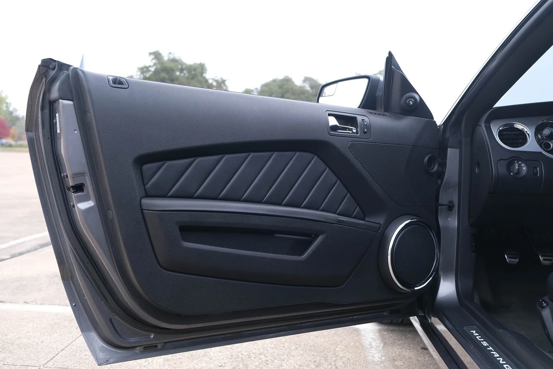 2013 Ford S197 Mustang - Image 13 of 21