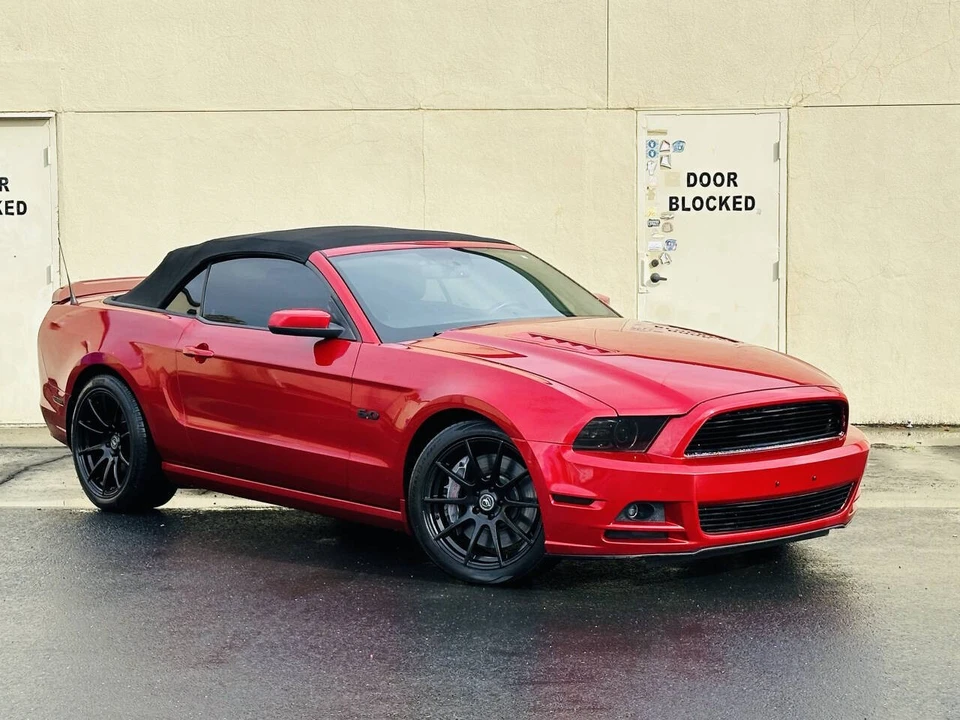 2013 Ford S197 Mustang - Image 2 of 21