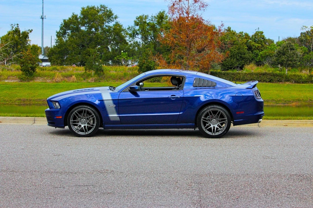 2013 Ford S197 Mustang - Image 2 of 21