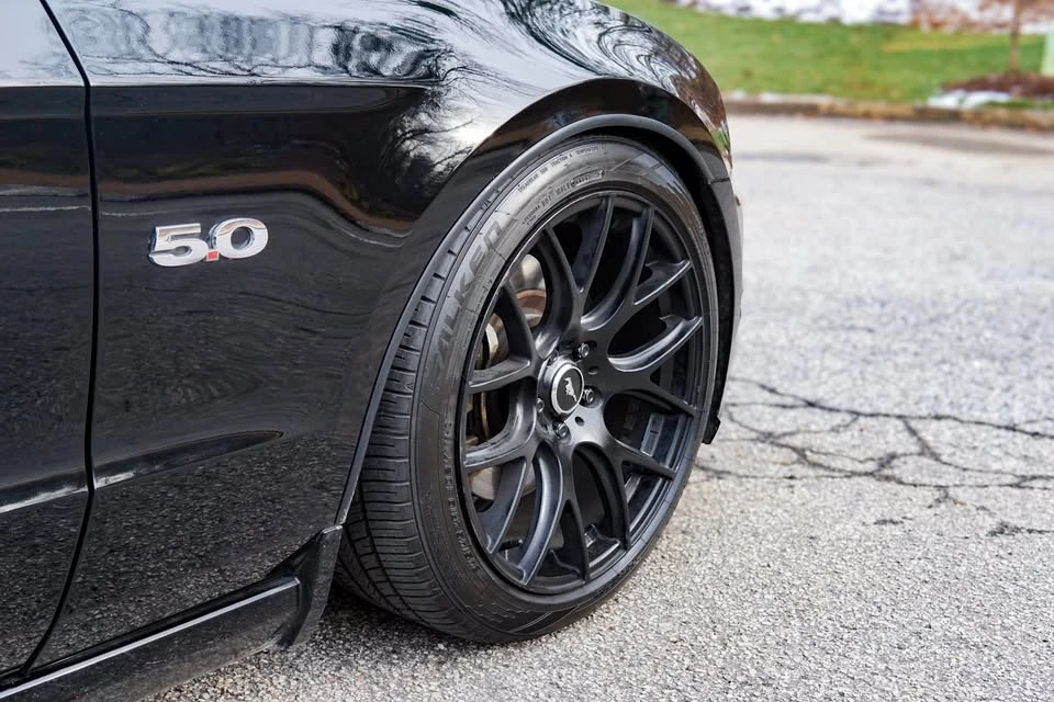 2013 Ford S197 Mustang GT - Image 7 of 18